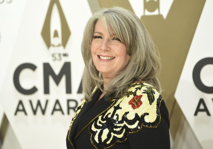 Kathy Mattea Returns To W.Va. to Host Show